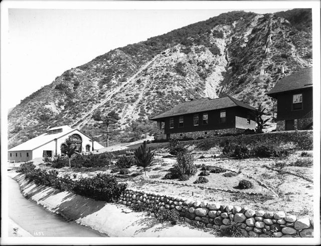 San Gabriel Powerhouse San Gabriel Canyon Power_house_in_San_Gabriel,_ca.1915_(CHS-1657)